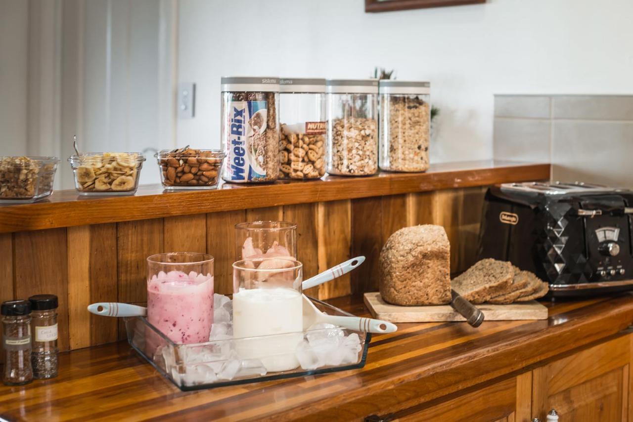 Noah'S Stanley Luxury Bed And Breakfast ภายนอก รูปภาพ